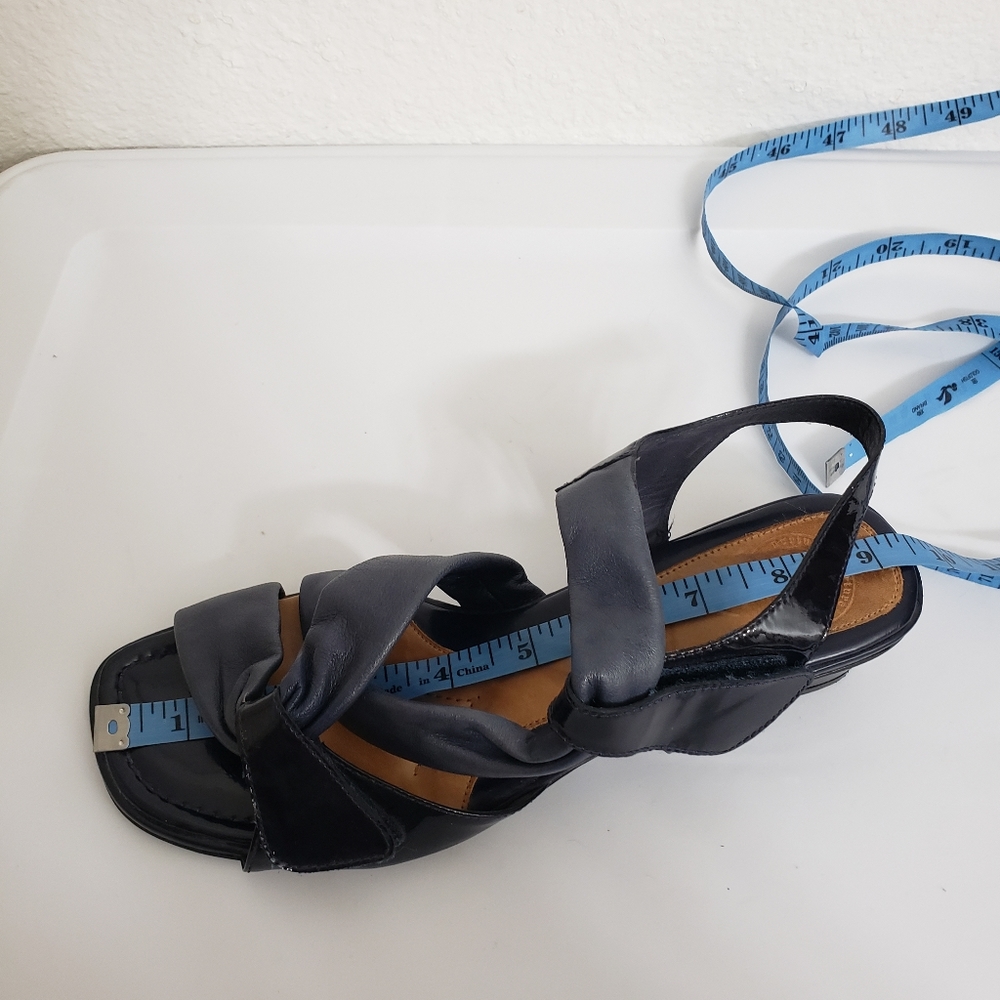 #Nurture Shaker Women Soft Dark Navy Leather Dress Sandals - Picture 4 of 16